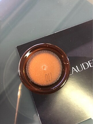 Beden Estee lauder goz kremı