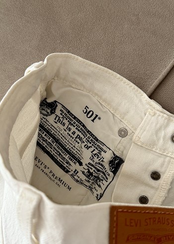 xs Beden beyaz Renk Levis Kadın Mini Denim Şort