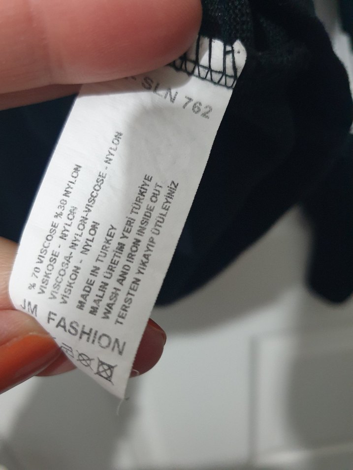 Beyaz-Siyah Çizgili Triko - Görsel 3