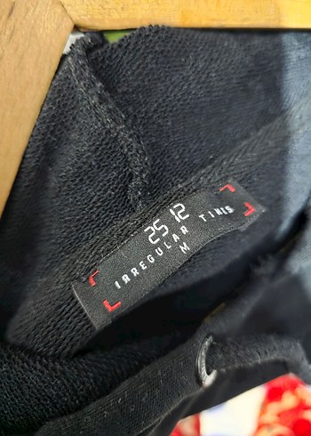 Siyah Kapüşonlu Sweatshirt - Görsel 2