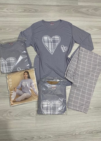 l Beden Gri Uzun Kollu kalp baskılı Kadın Pijama Takımı