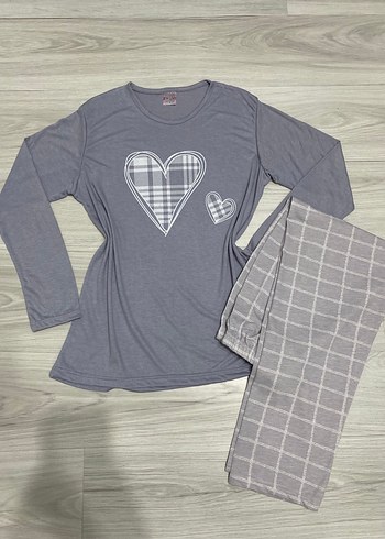 Gri Uzun Kollu kalp baskılı Kadın Pijama Takımı