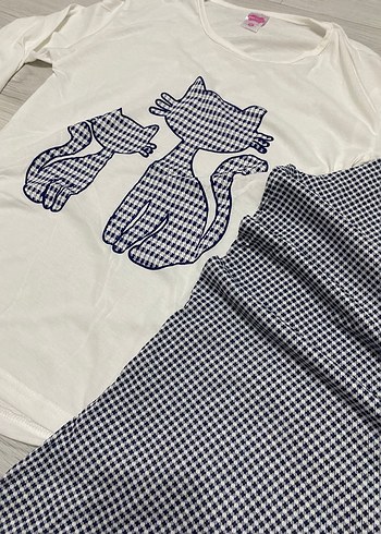 Diğer Beyaz Uzun Kollu kedi baskılı Kadın Pijama Takımı