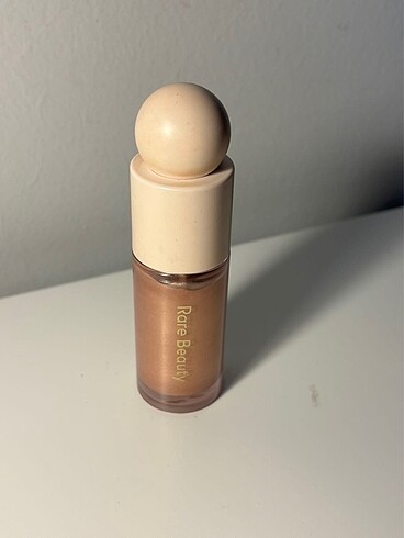 Rare beaty highlighter
