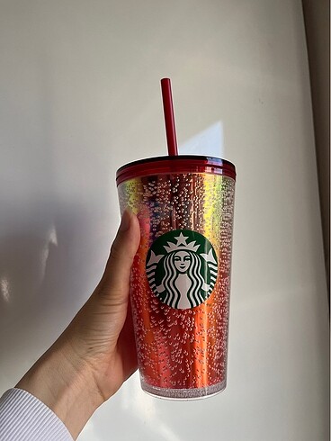 Starbucks soğuk içecek bardağı