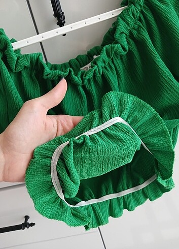 H&M Yeşil Crop