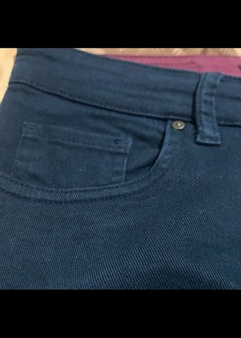 Kadın Lacivert Düğmeli Midi Denim Pantolon - Görsel 3