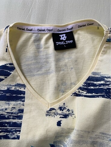 V yaka tişört M - Görsel 5