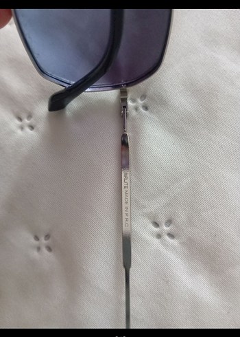 Şeffaf Çerçeveli Mor Minimalist Kadın Güneş Gözlüğü - Görsel 5