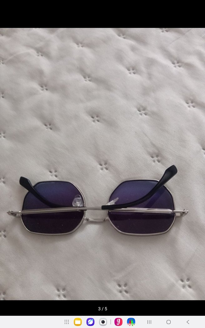 Şeffaf Çerçeveli Mor Minimalist Kadın Güneş Gözlüğü - Görsel 3