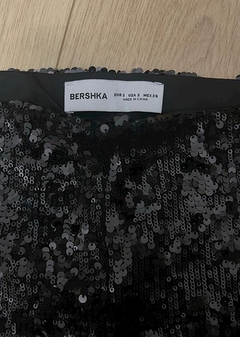 Bershka Kısa mini pullu Şort - Görsel 8