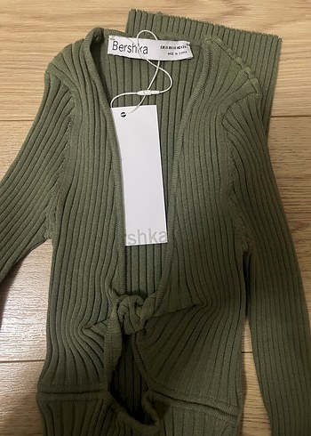 Bershka xs