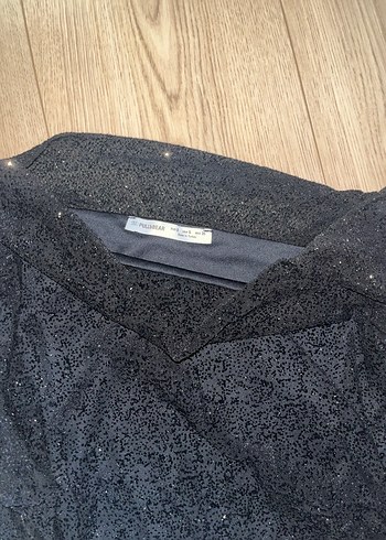 Pull And Bear Parıltılı Asimetrik Siyah Kısa Elbise - Görsel 5