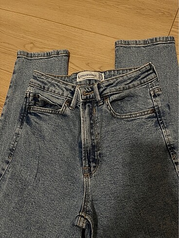 Stradivarius Slim Fit Mom Jean - Görsel 2