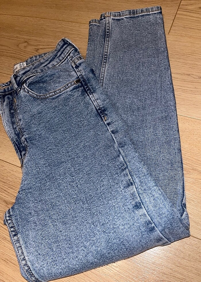 Stradivarius Slim Fit Mom Jean - Görsel 3