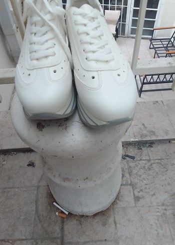 Beyaz İnci Kadın Dolgu Topuk Spor Ayakkabı - Görsel 3