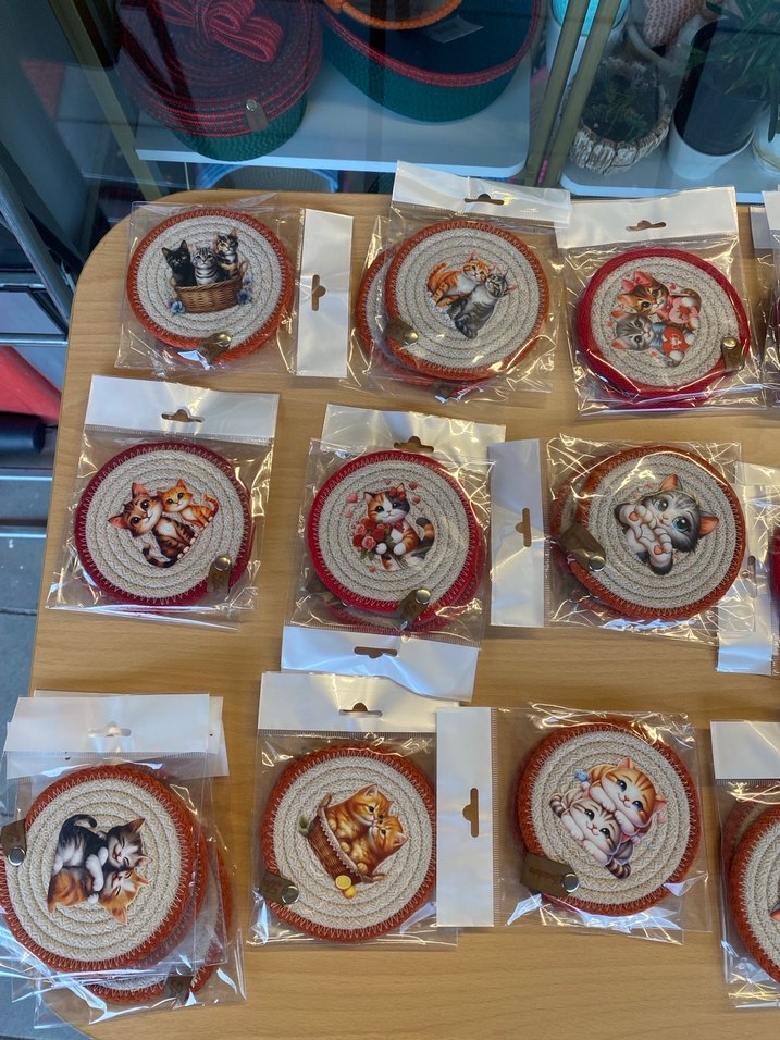 10 adet El Yapımı Kedi Temalı Hasır Bardak Altlıkları - Görsel 4