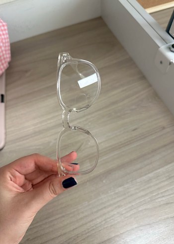Diğer Şeffaf Kadın Derecesiz Gözlük