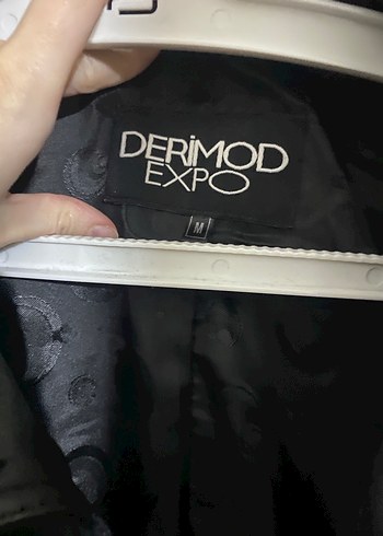 Uzun Siyah Deri Kemerli Kadın Ceketi - Görsel 2