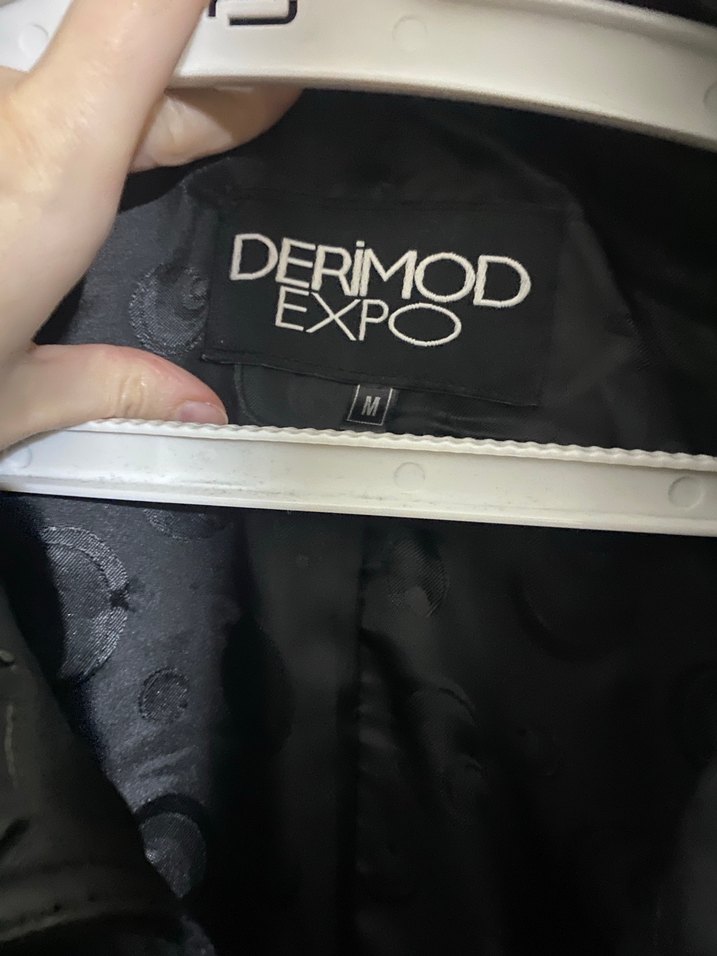 Uzun Siyah Deri Kemerli Kadın Ceketi - Görsel 2