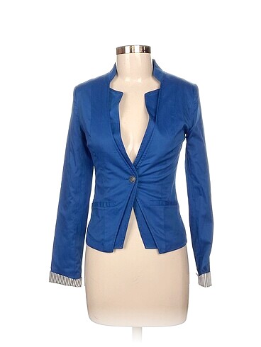 Diğer Blazer %70 İndirimli.