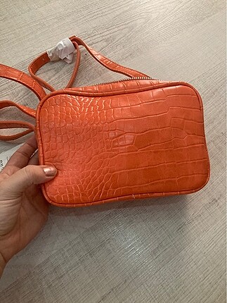 Stradivarius çanta