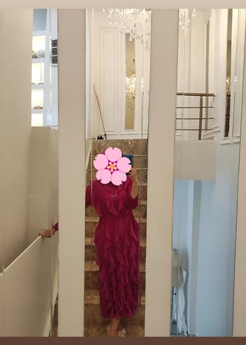 pembe fırfırlı elbise