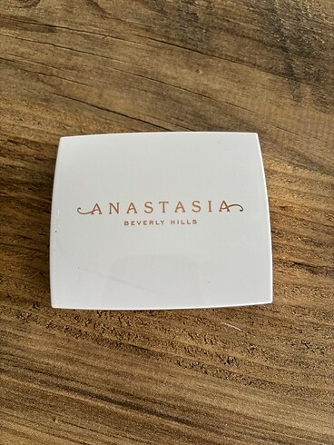 Anastasia Beverly Hills Anastasıa Beverly Hılls