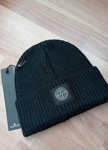 STONE ISLAND BERE 