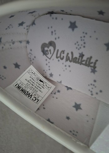 Fiyonklu Beyaz Kız Çocuk Rugan Babet 31 numara sıfır etiketli - Görsel 6