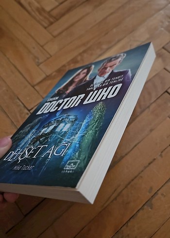 Doctor Who Dehşet Ağı - Mike Tucker - Görsel 2