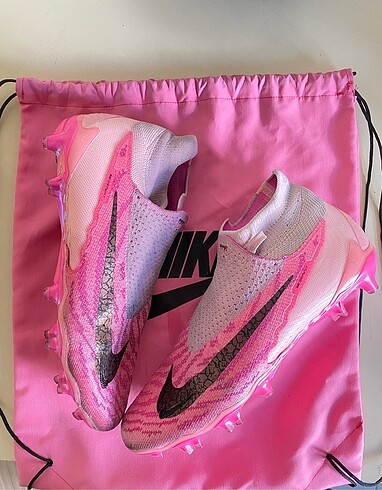 Nike Phantom GX