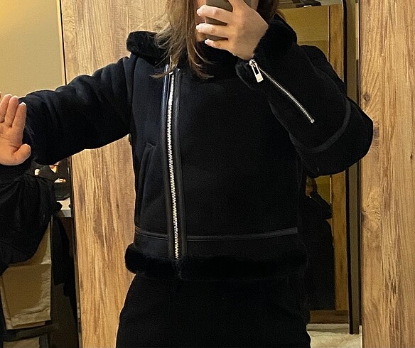 Pull and Bear Suni yünlü astar detaylı kısa ceket