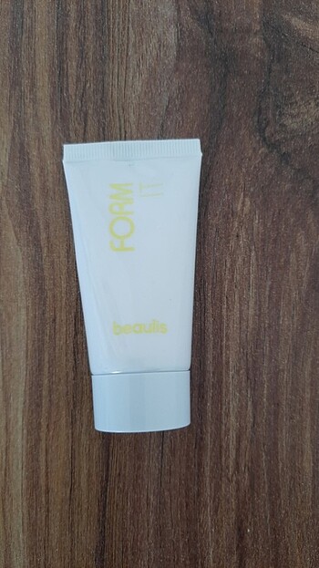 Beaulis Form IT Fondöten