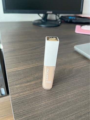 Lancôme kapatıcı 120N