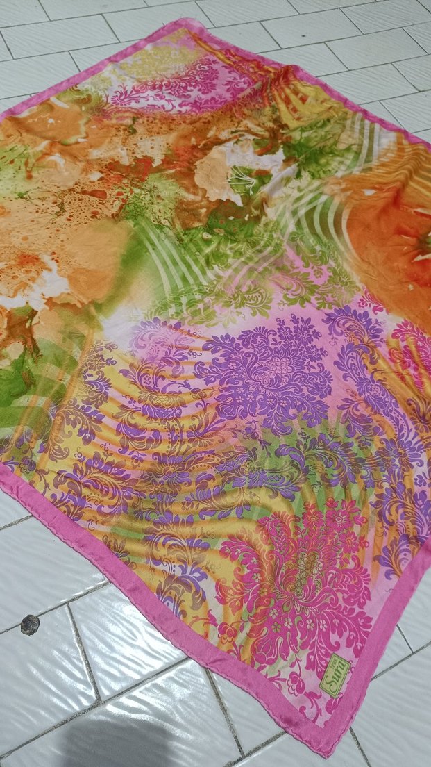 sura ipek eşarp - Görsel 4