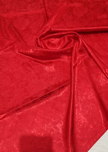 kırmızı eşarp - Görsel 3