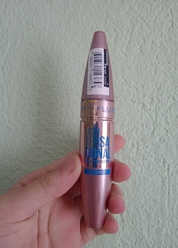 Maybelline New York waterproof maskara