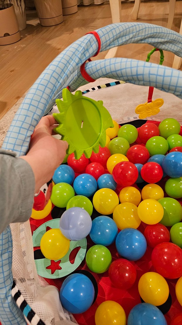 Renkli Bebek Oyun Halısı ve Topları - Görsel 5