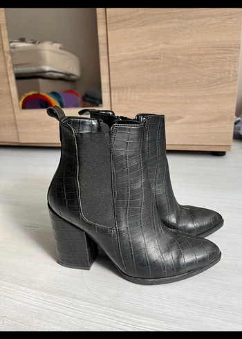 Yaya by Hotiç Suni Timsah Derisi Kalın Topuklu Bot - Görsel 6