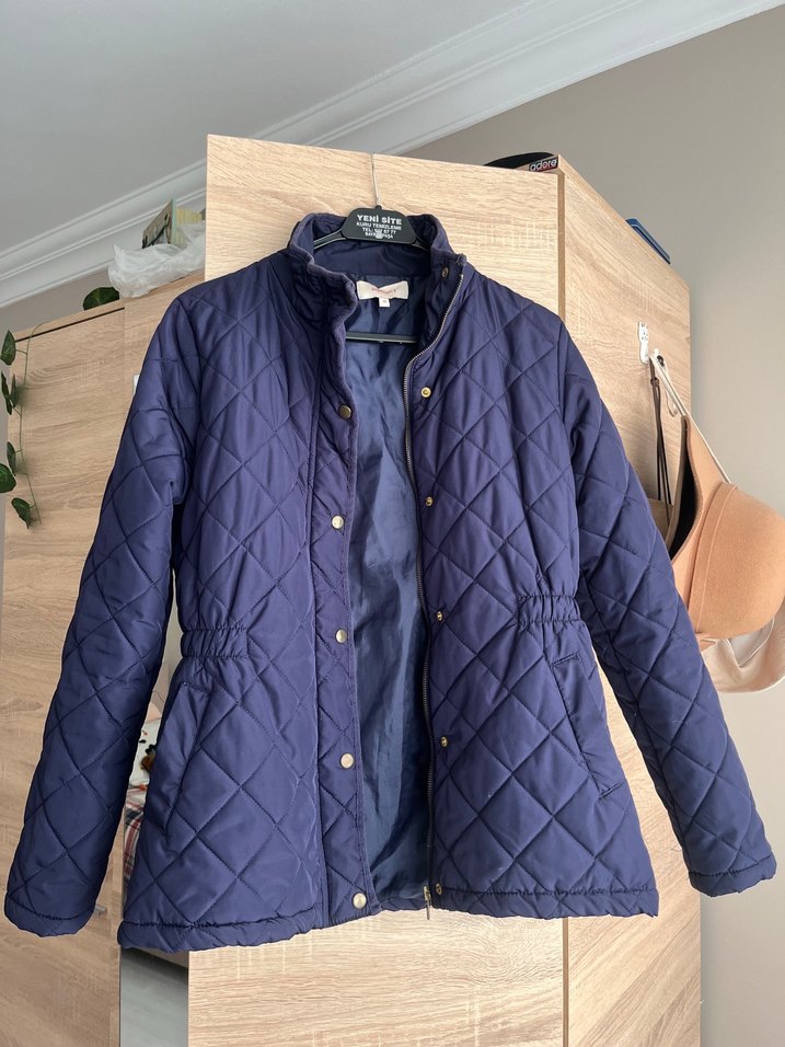 Asymmetry Lacivert Kapitone Mevsimlik Mont - Görsel 2