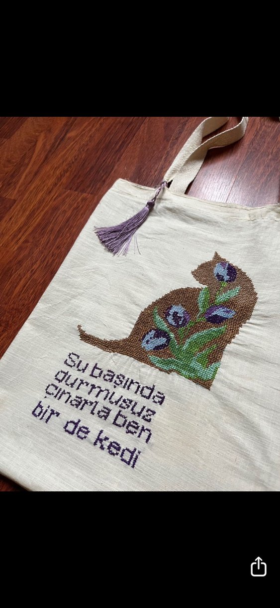 Kedi ve Şiir Temalı etamin kanaviçe işlemeli çanta - Görsel 2