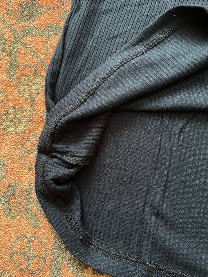 Stradivarius Madonna Yaka Lacivert Omzu Açık Bluz - Görsel 5