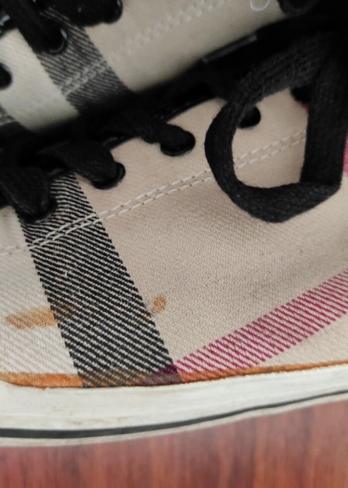 Burberry Orijinal Spor Ayakkabı - Görsel 3