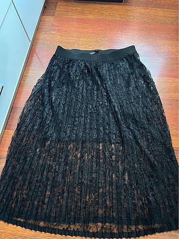 Bershka viral dantelli etek