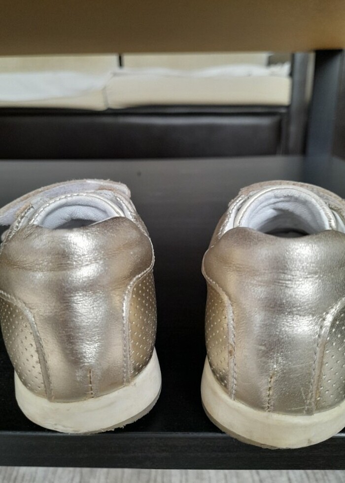 21 numara kiz spor ayakkabı  - Görsel 3