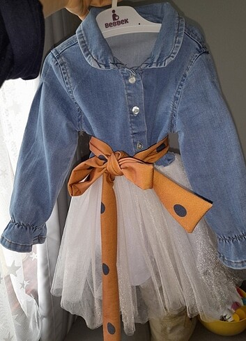 1/2 yaş kot elbise. Etek kısmı kabarık tül.. - Görsel 3