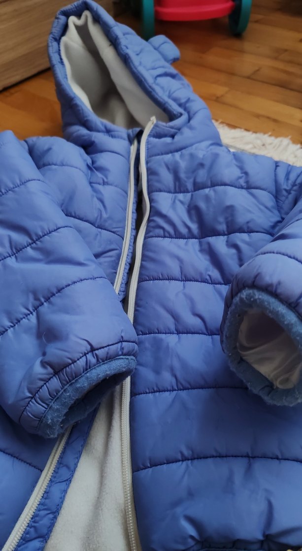 Mavi Kapüşonlu Erkek Çocuk Mont - Görsel 2