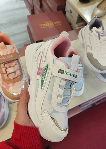 Kız Çocuk Renkli Bağcıksız Spor Ayakkabı - Görsel 3