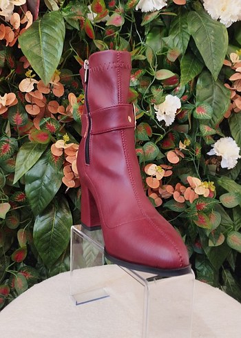 Bordo Deri Tokalı Kadın Topuklu Bot - Görsel 2